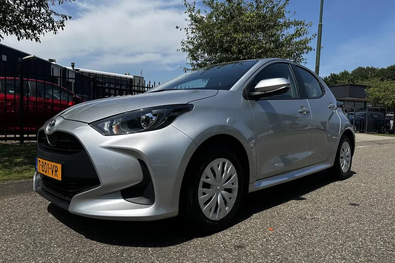 Toyota Yaris (2023)