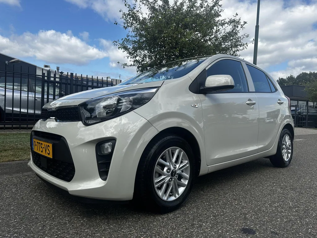 Kia Picanto (2022) — foto 1