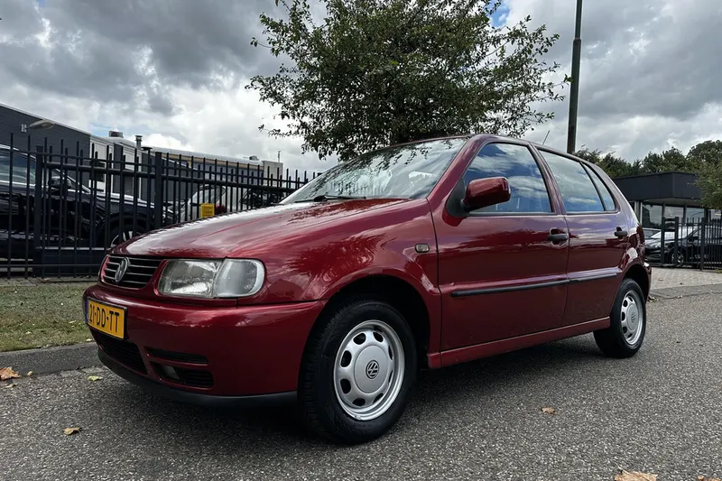 Volkswagen Polo (1999)