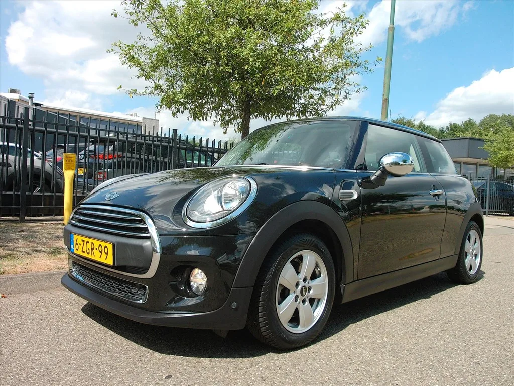 MINI One (2015) — foto 1