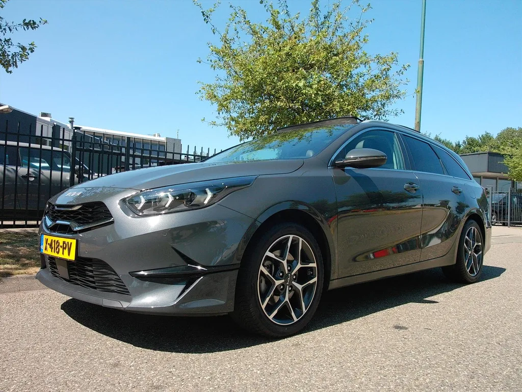 Kia Ceed (2024) — foto 1