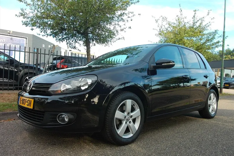 Volkswagen Golf (2010)
