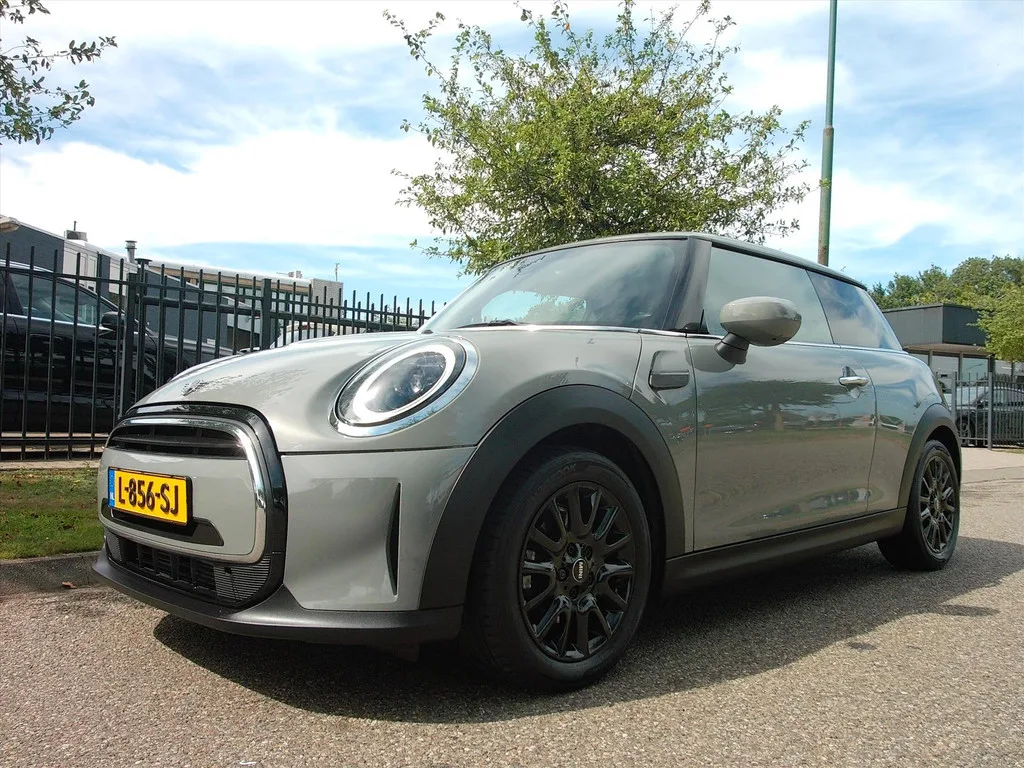 MINI One (2021) — foto 1