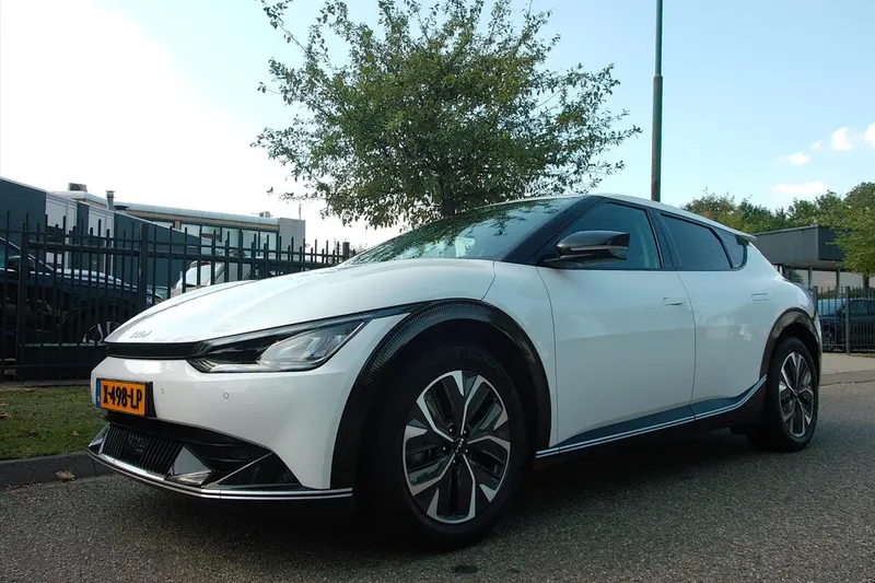 Kia EV6 (2023)