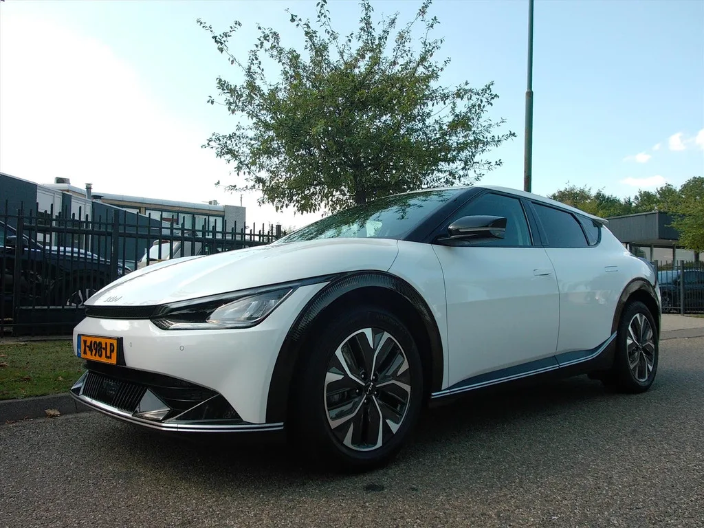 Kia EV6 (2023) — foto 1