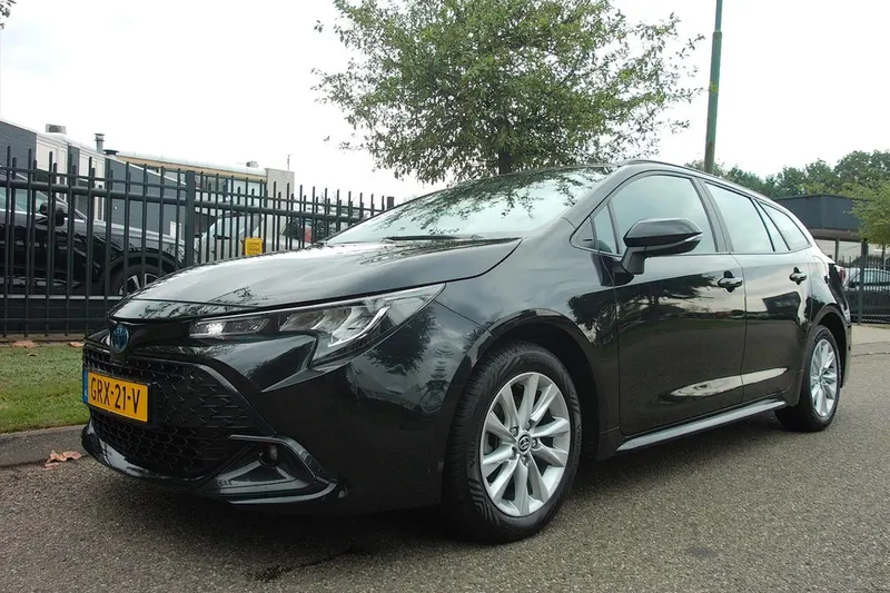 Toyota Corolla (2024)