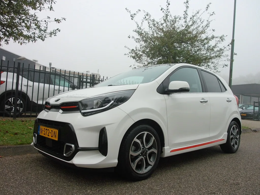 Kia Picanto (2021) — foto 1