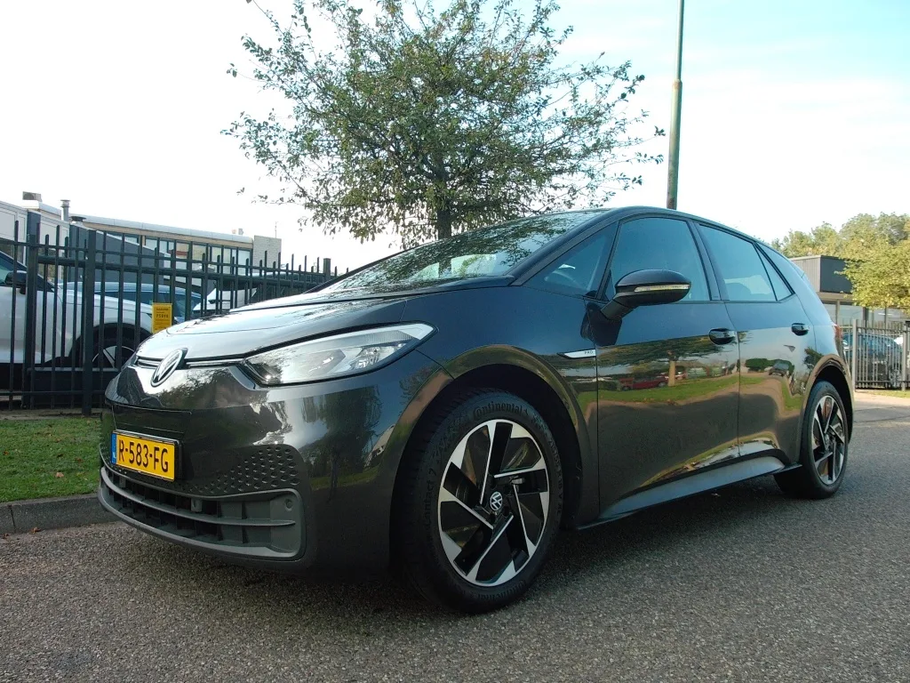 Volkswagen ID.3 (2022) — foto 1