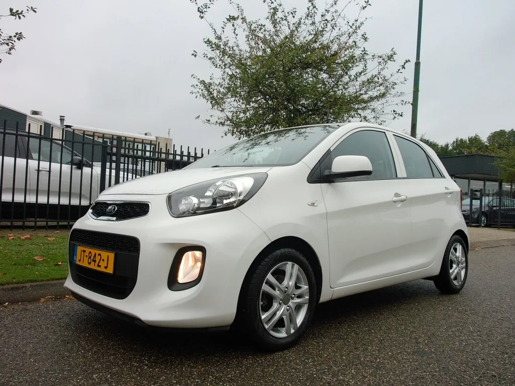 Kia Picanto (2016) — foto 1
