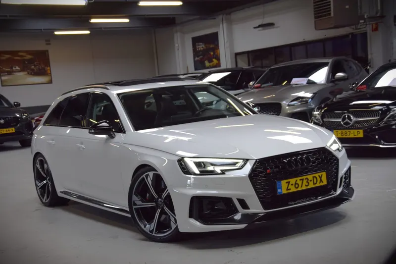 Audi A4 (2019)
