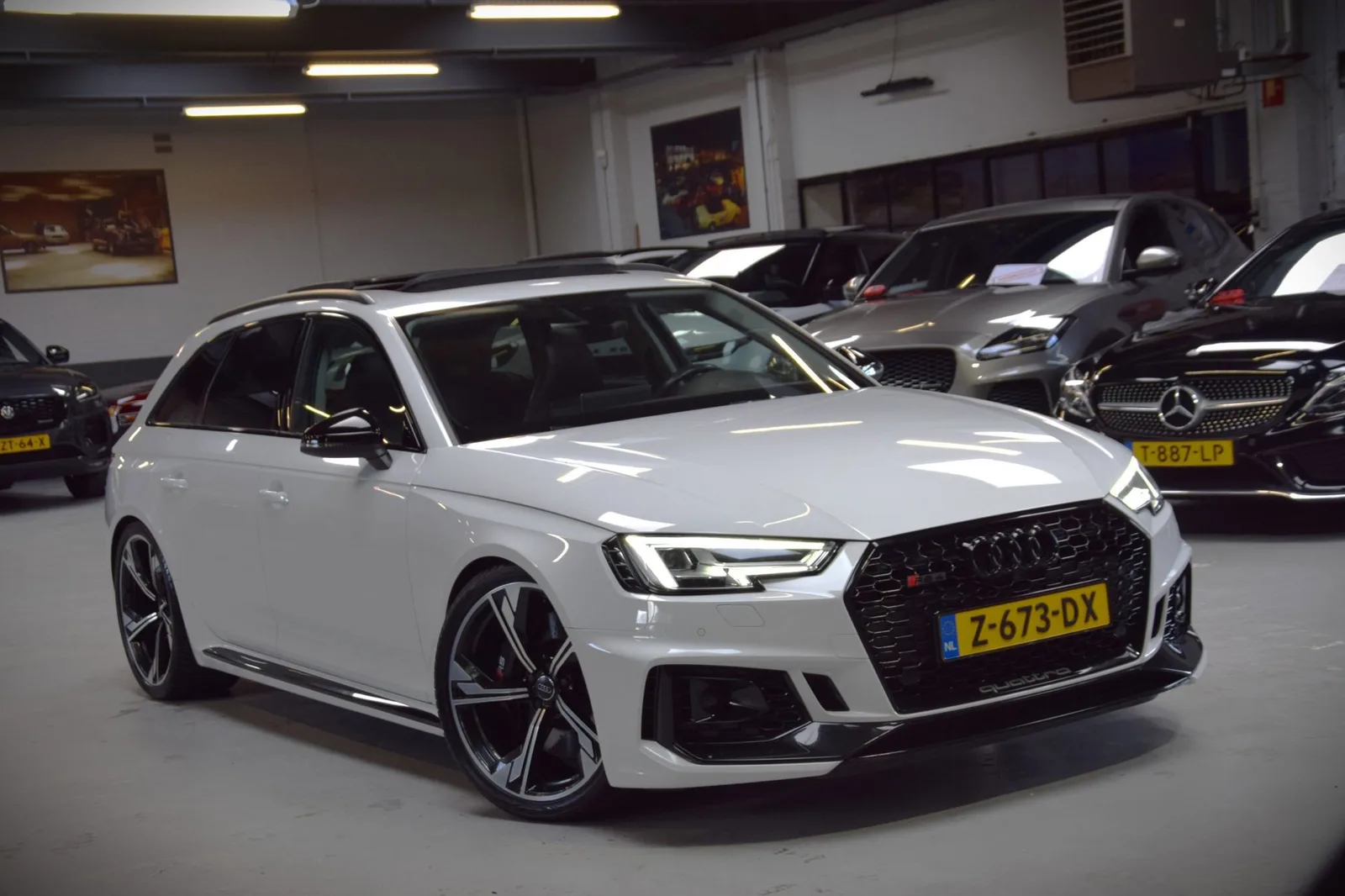 Audi A4 (2019) — foto 1
