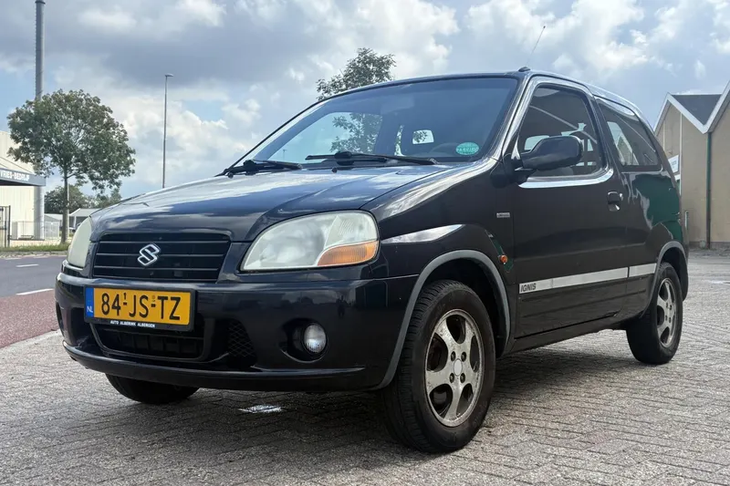 Suzuki Ignis (2002)
