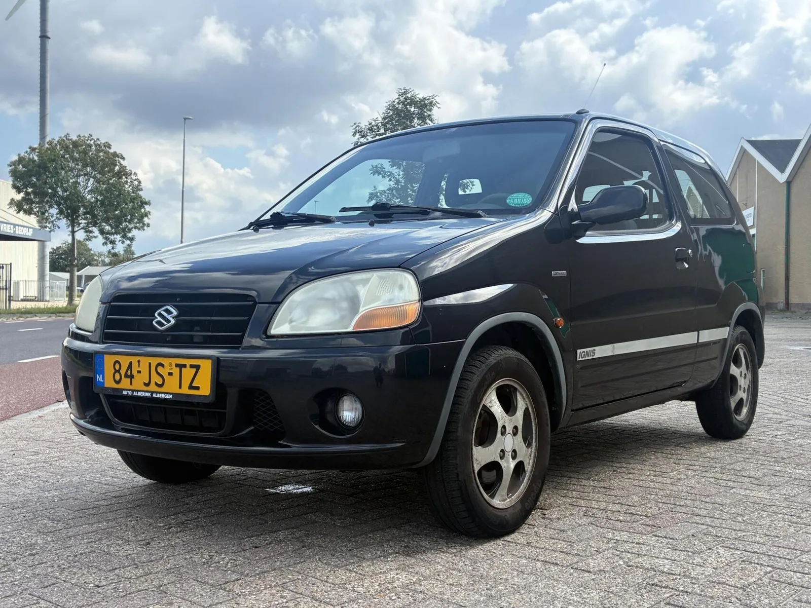 Suzuki Ignis (2002) — foto 1