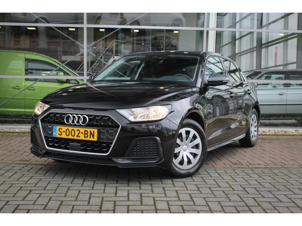 Audi A1 (2023) — foto 1