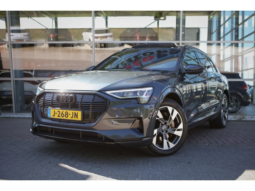 Audi e-tron (2020) — foto 1