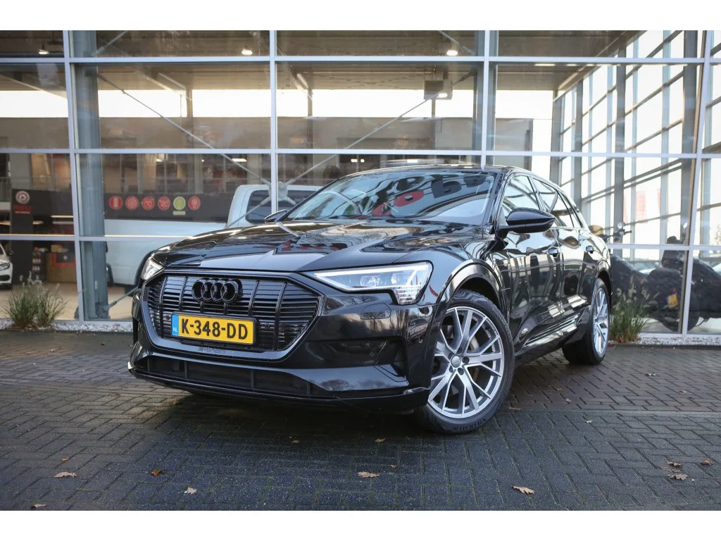 Audi e-tron (2020) — foto 1