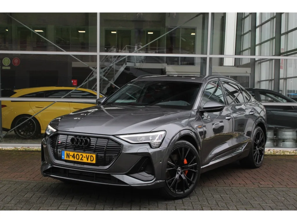 Audi e-tron (2021) — foto 1
