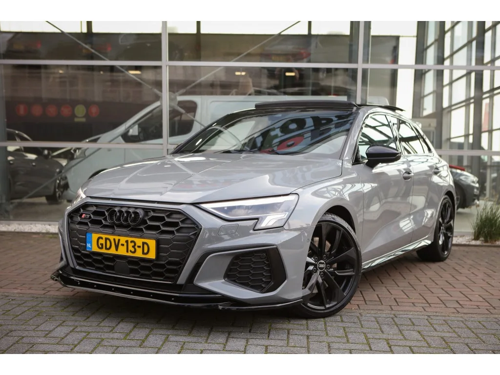 Audi S3 (2021) — foto 1