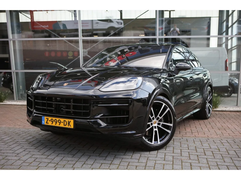 Porsche Cayenne (2024) — foto 1