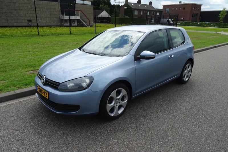 Volkswagen Golf (2008)