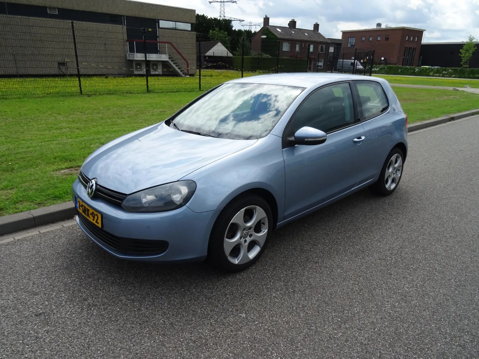 Volkswagen Golf (2008) — foto 1