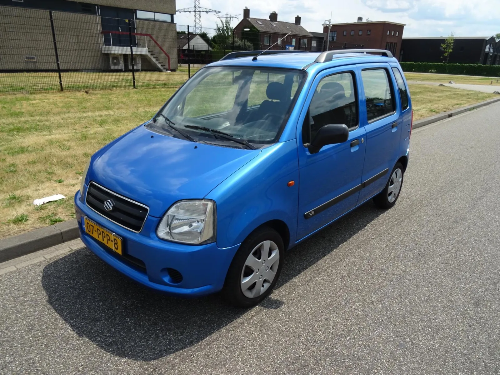 Suzuki Wagon R+ (2004) — foto 1