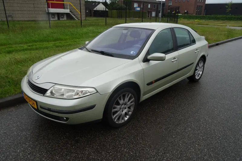 Renault Laguna (2003)