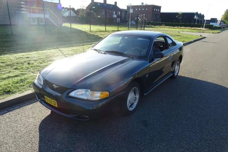 Ford Mustang (1996)