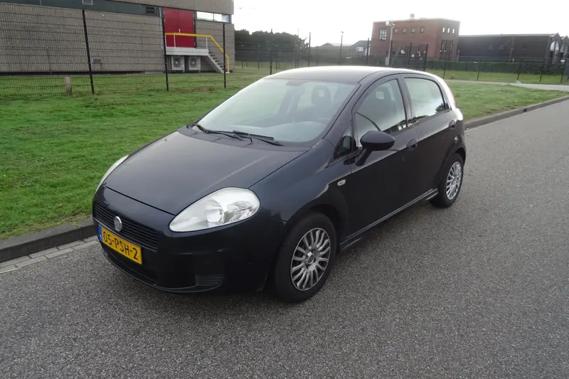 Fiat Grande Punto (2011)