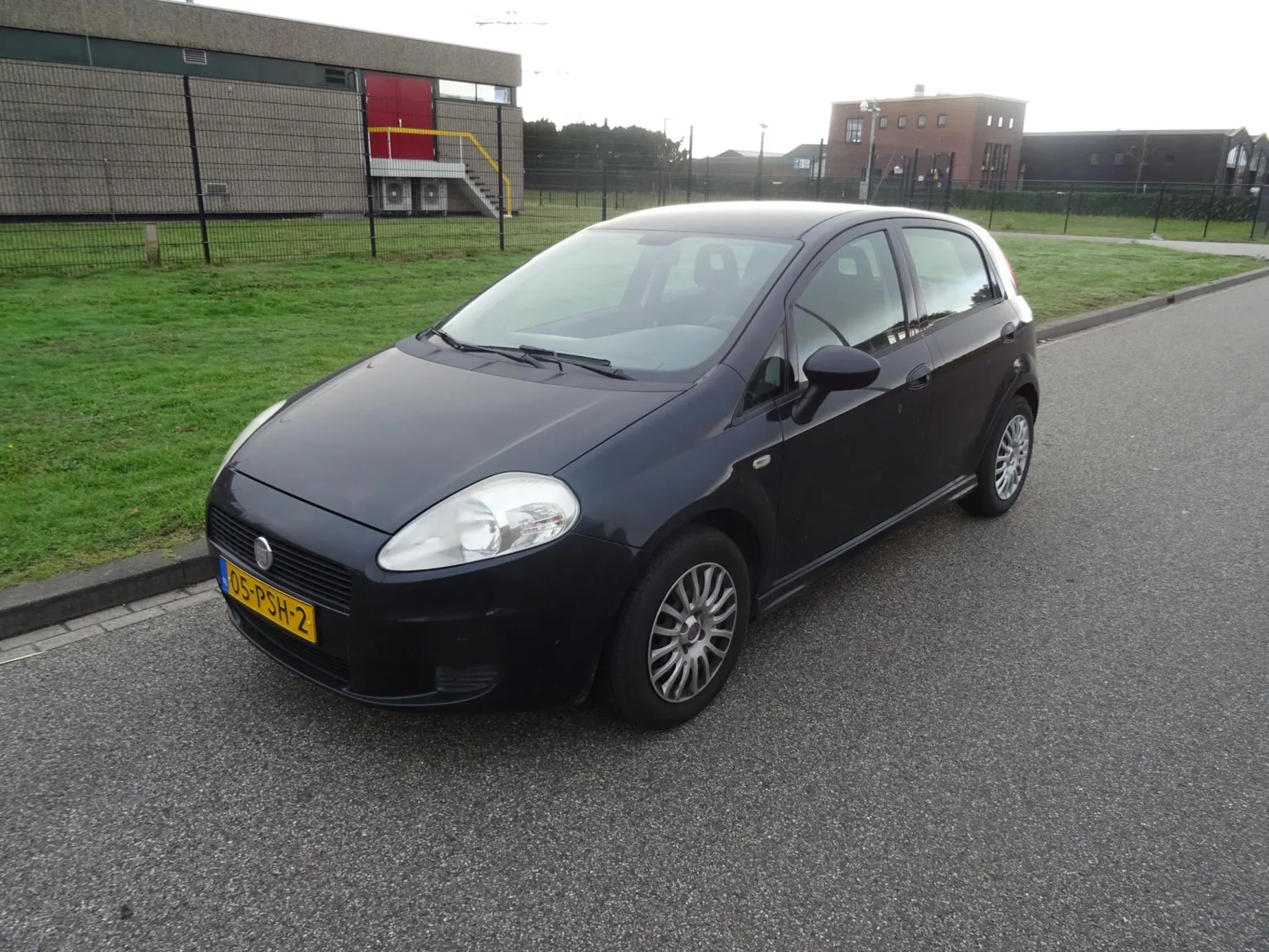 Fiat Grande Punto (2011) — foto 1