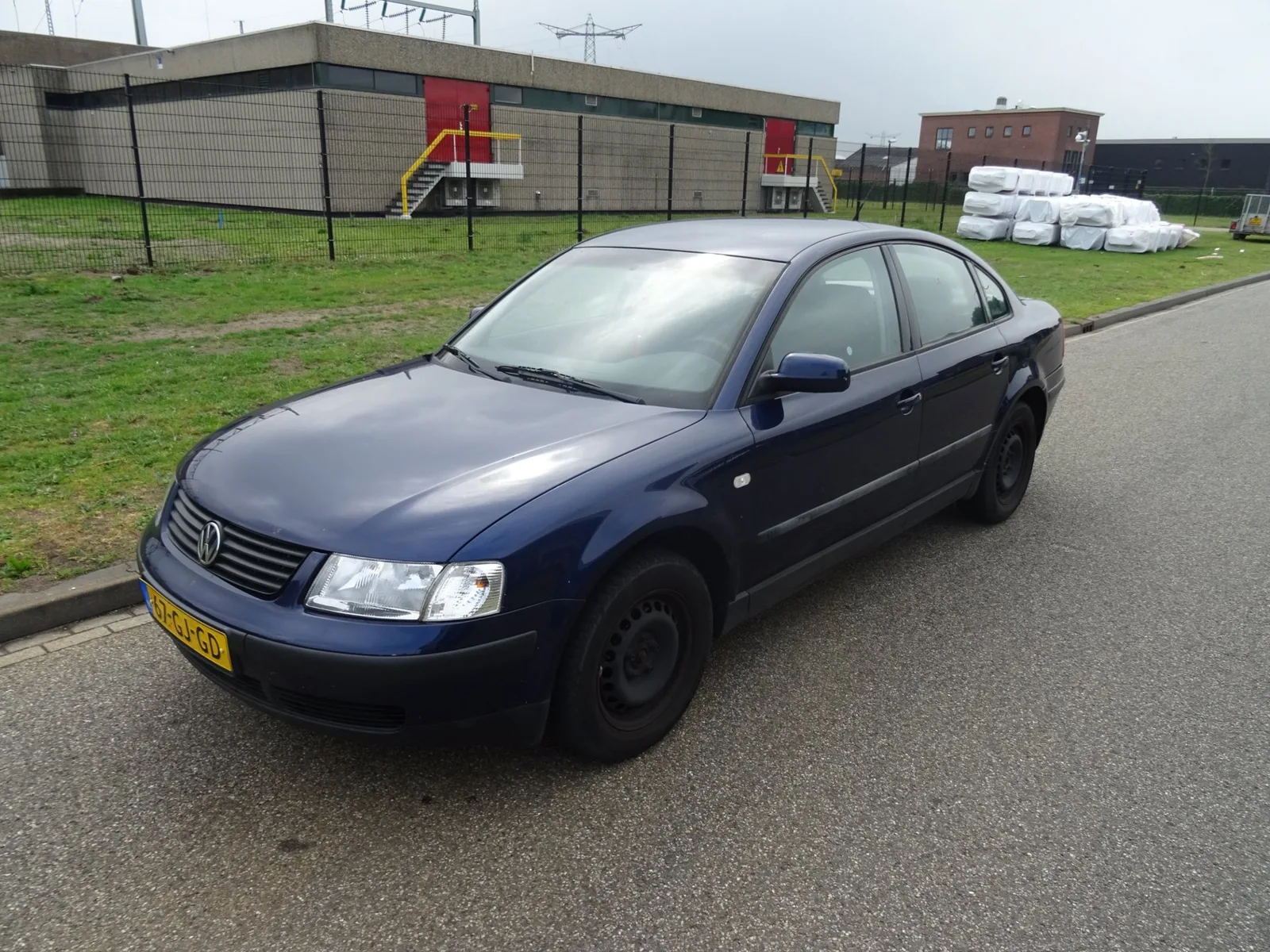 Volkswagen Passat (2000) — foto 1