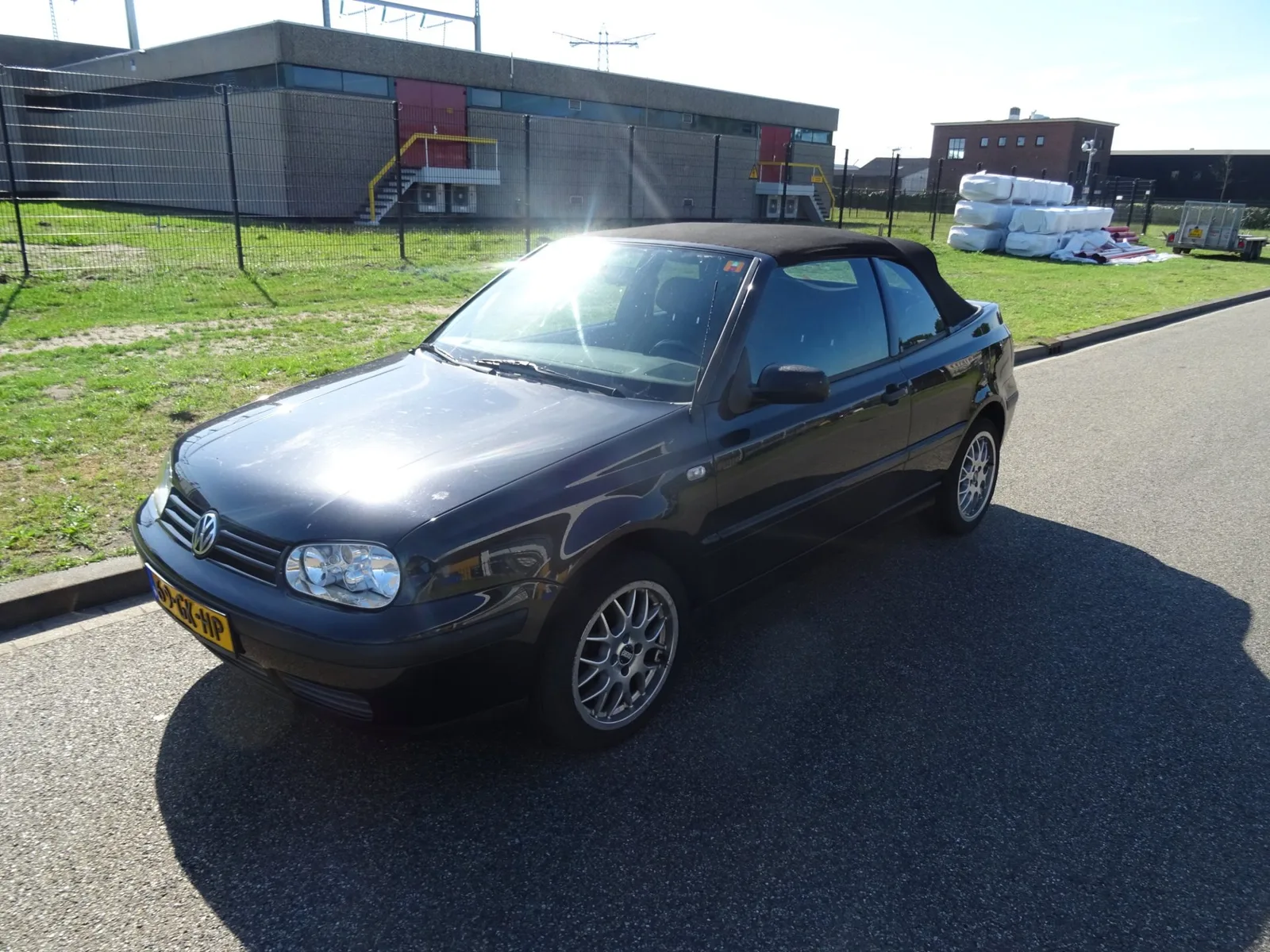 Volkswagen Golf (2001) — foto 1