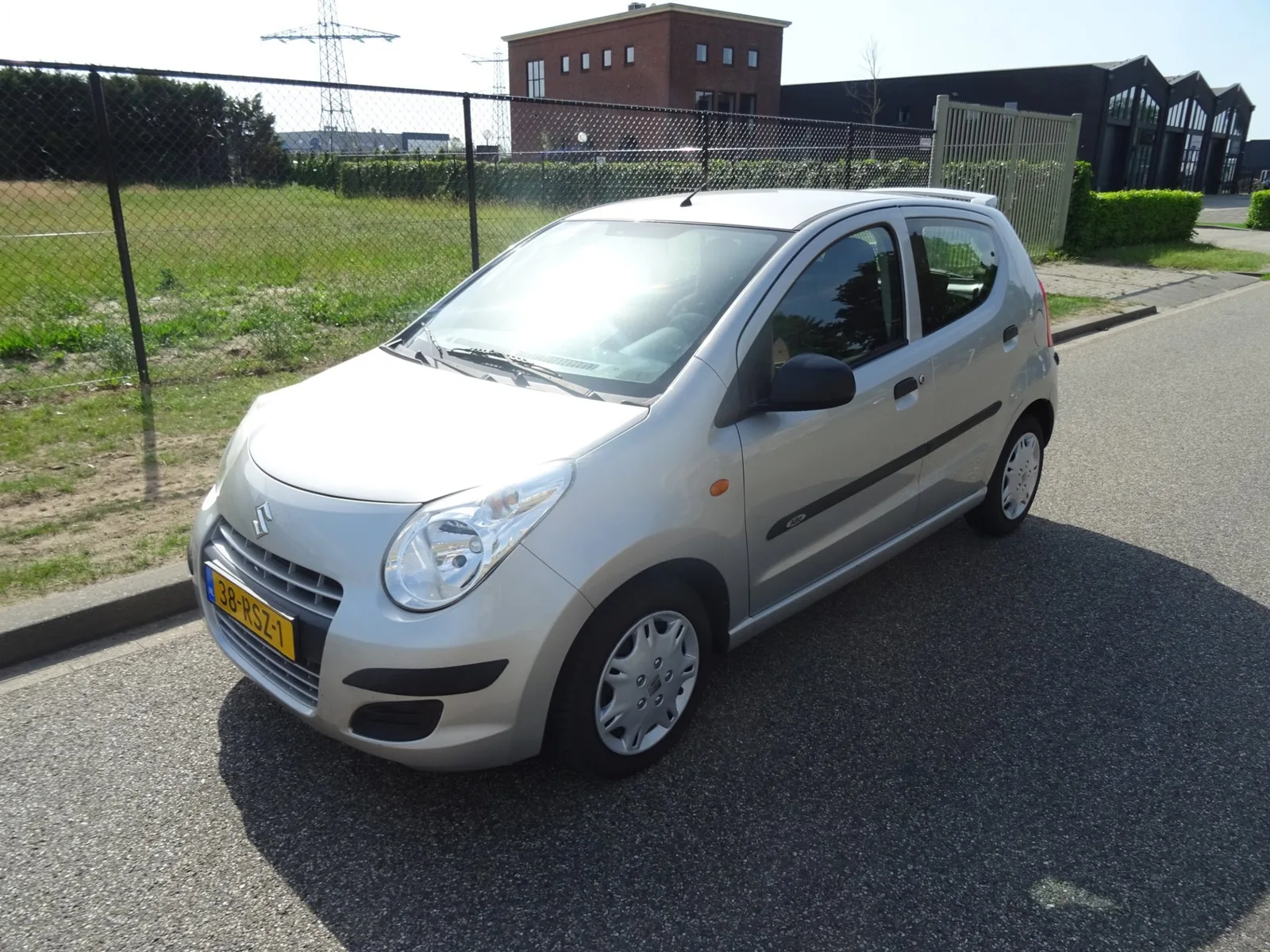 Suzuki Alto (2011) — foto 1