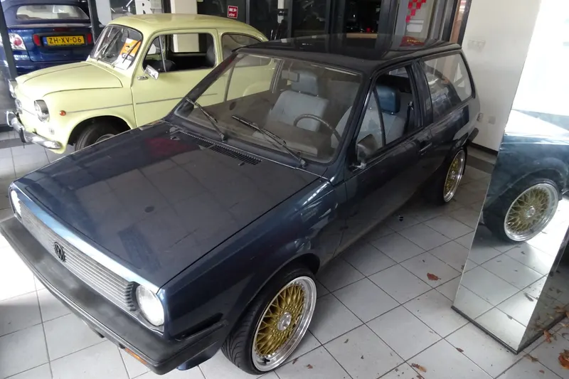Volkswagen Polo (1986)