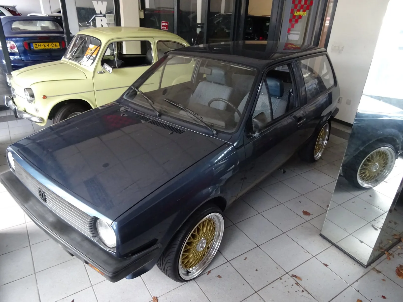 Volkswagen Polo (1986) — foto 1