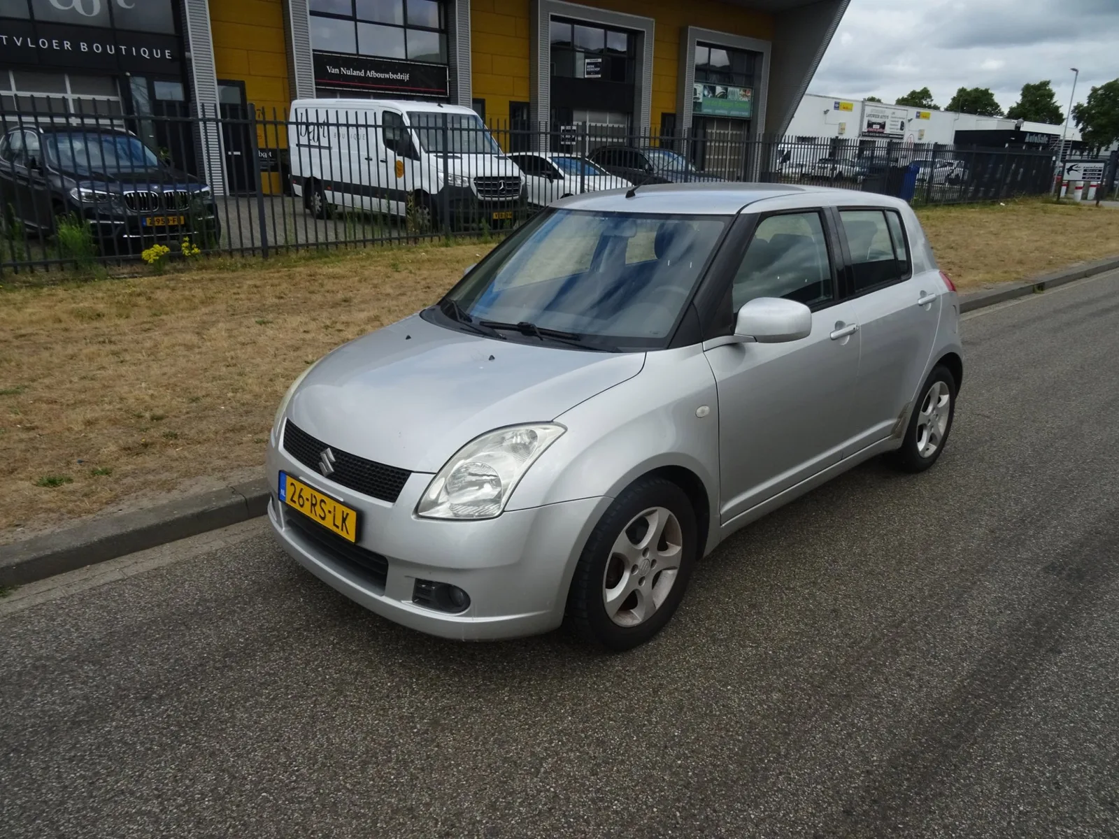 Suzuki Swift (2005) — foto 1