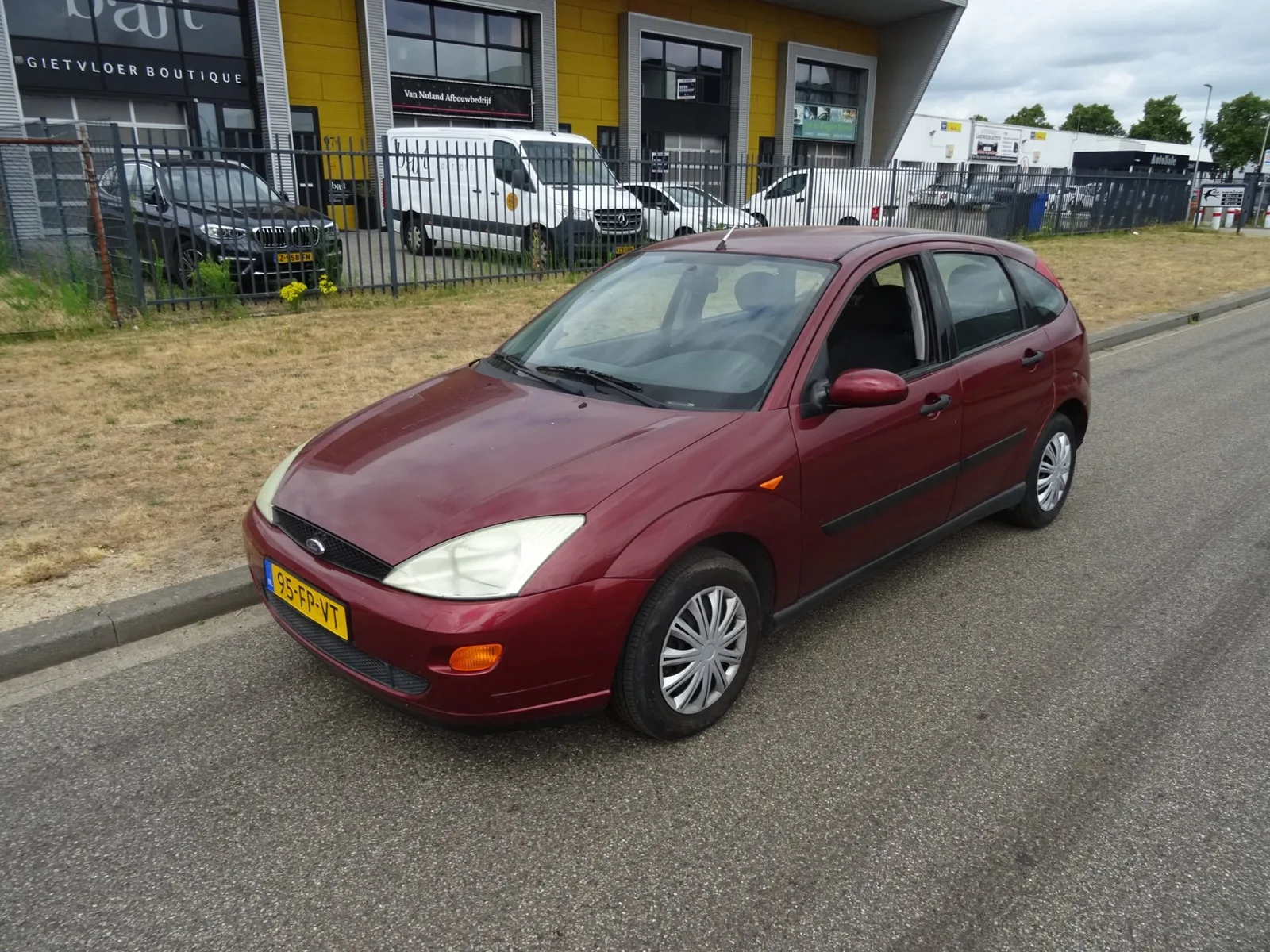 Ford Focus (2000) — foto 1