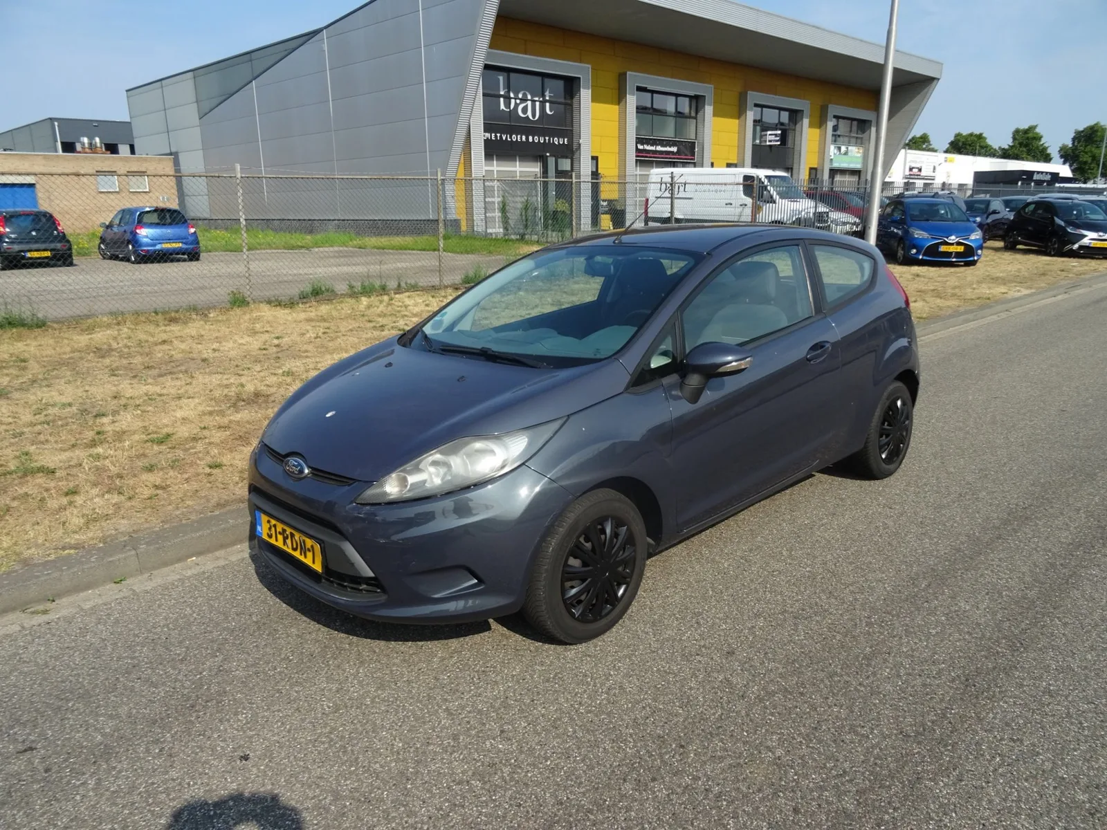 Ford Fiesta (2011) — foto 1