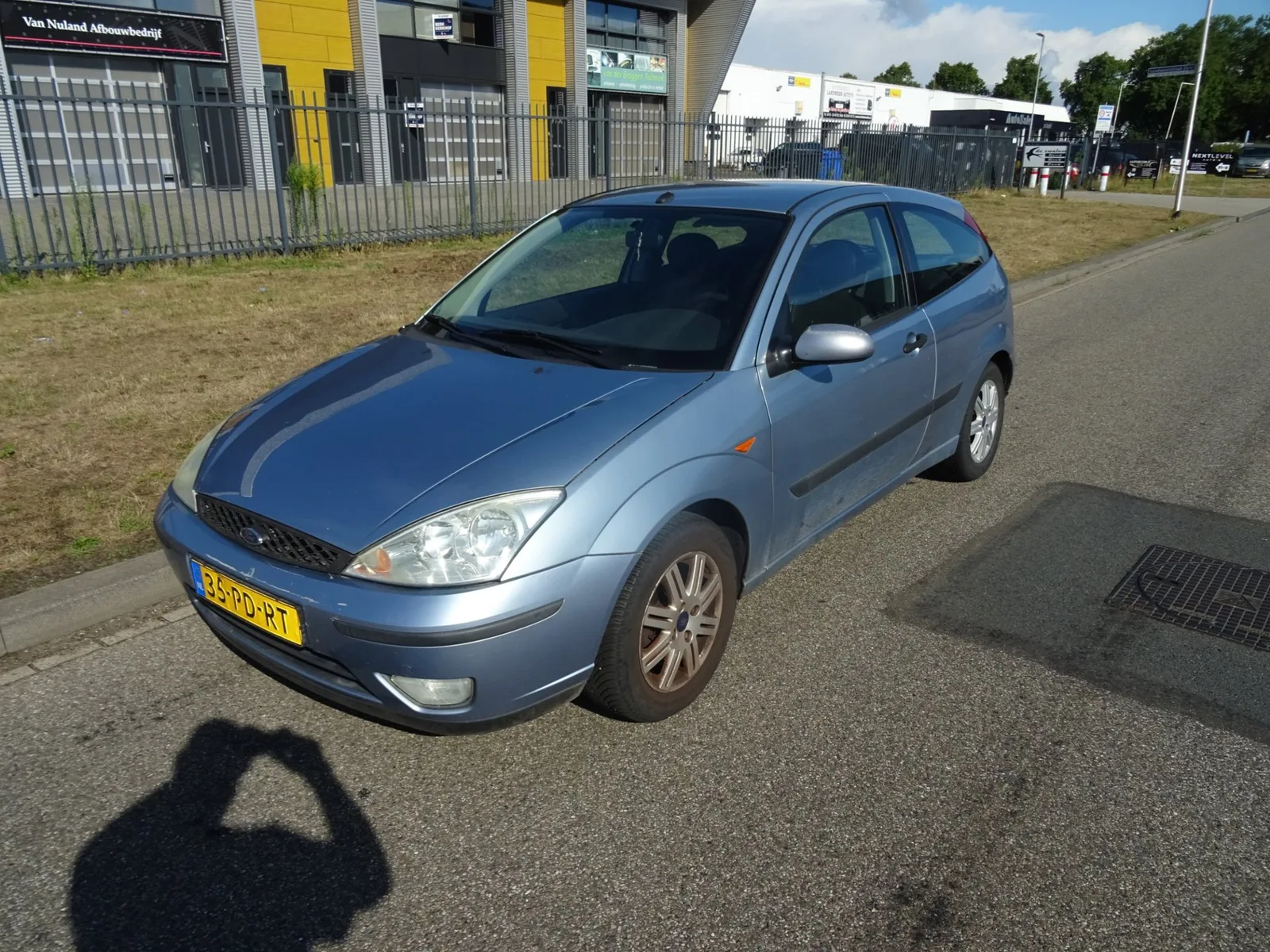 Ford Focus (2004) — foto 1