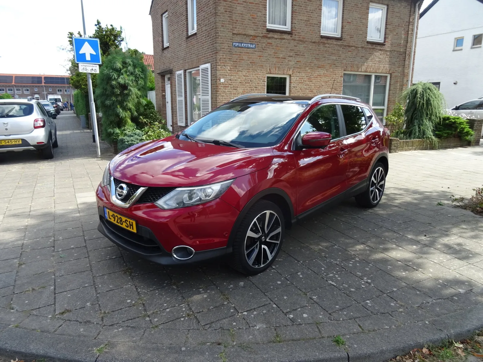 Nissan Qashqai (2015) — foto 1