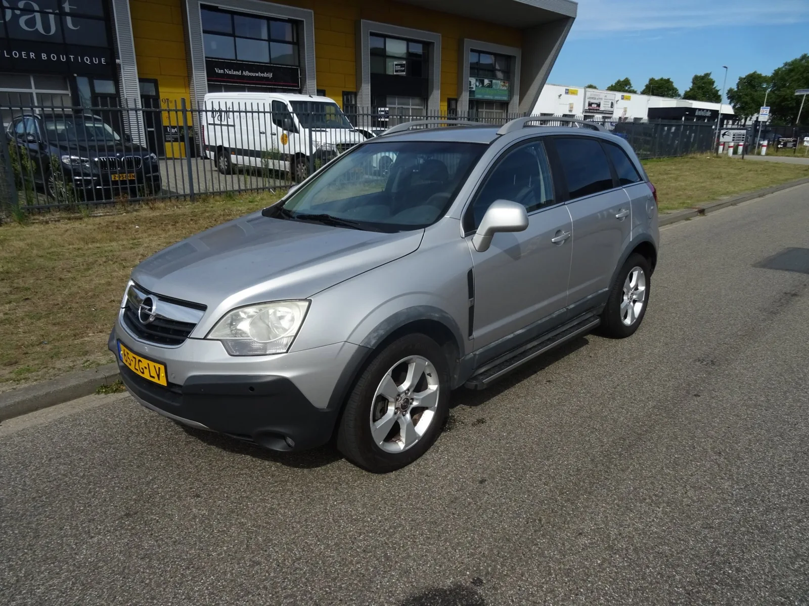 Opel Antara (2008) — foto 1