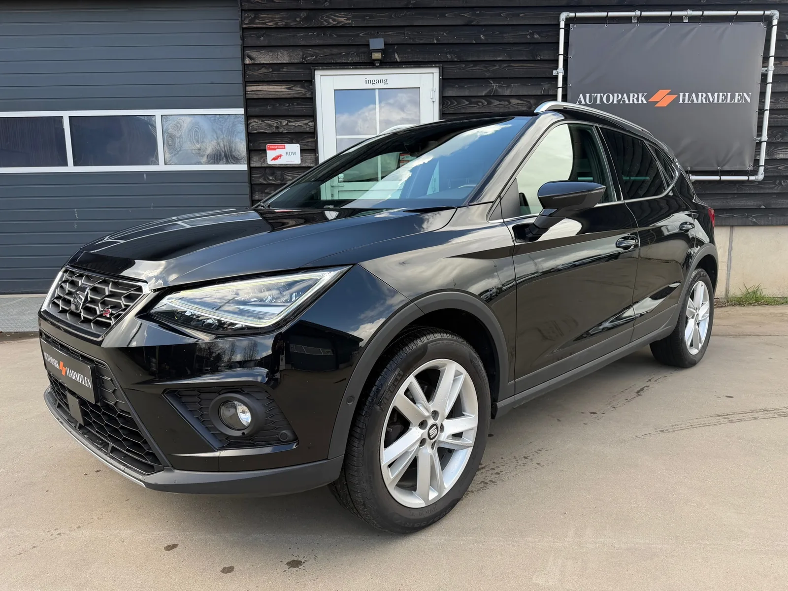 SEAT Arona (2019) — foto 1