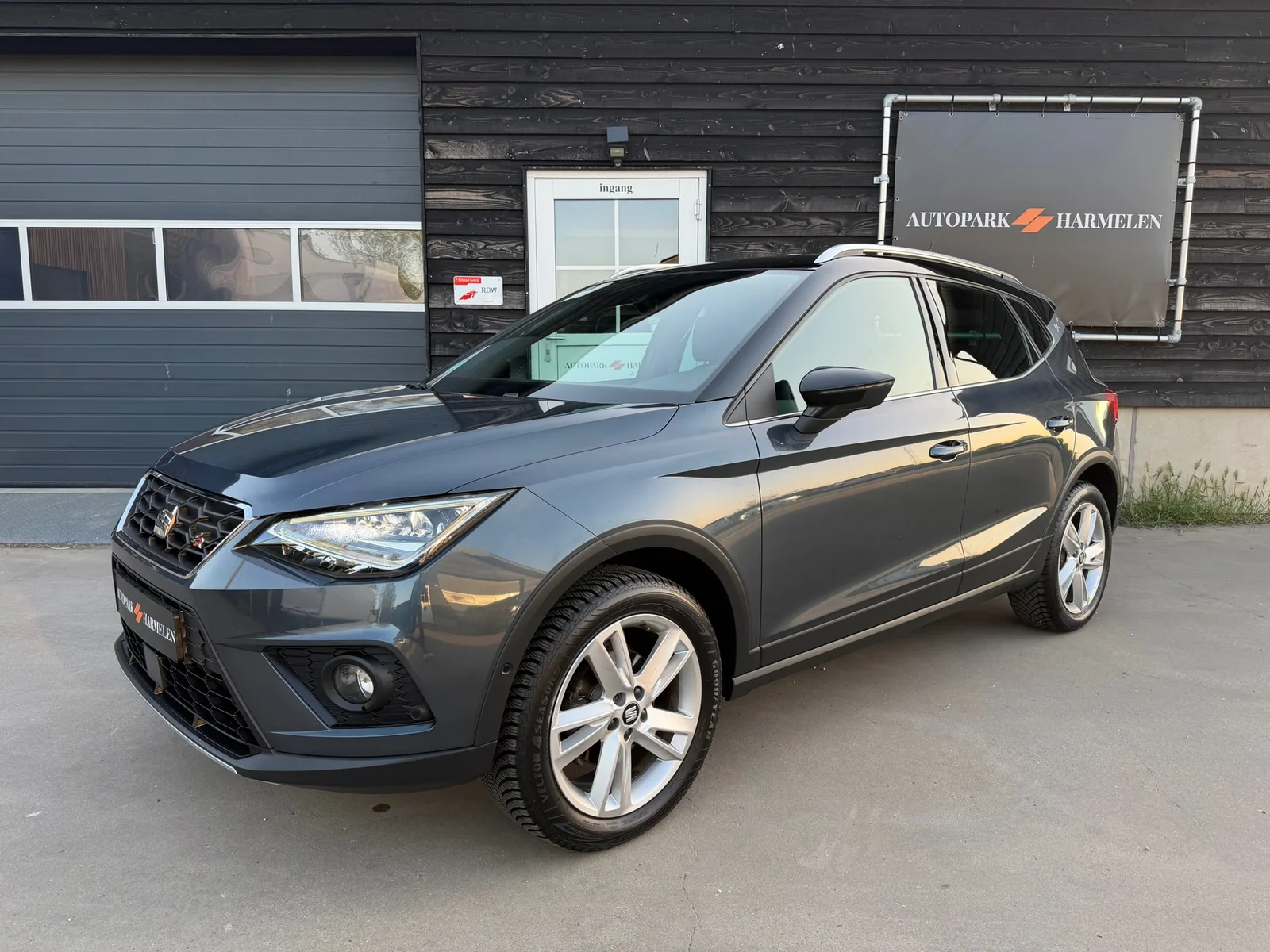 SEAT Arona (2018) — foto 1