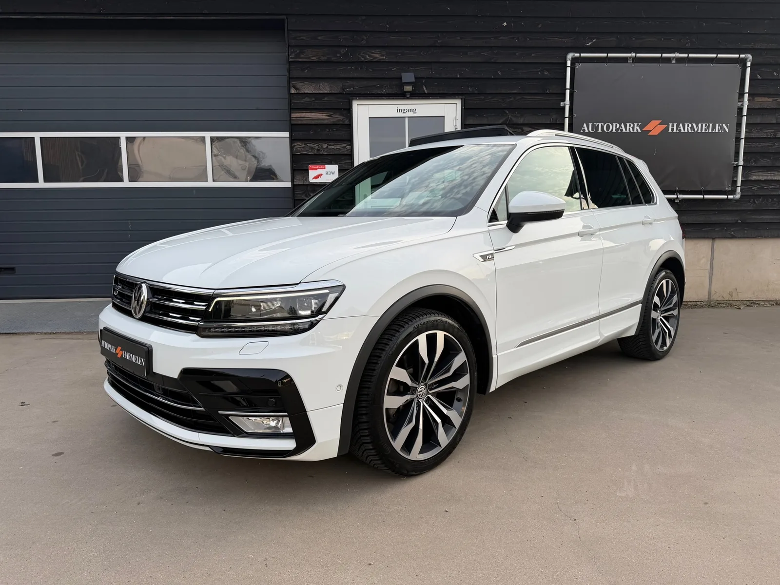 Volkswagen Tiguan (2017) — foto 1