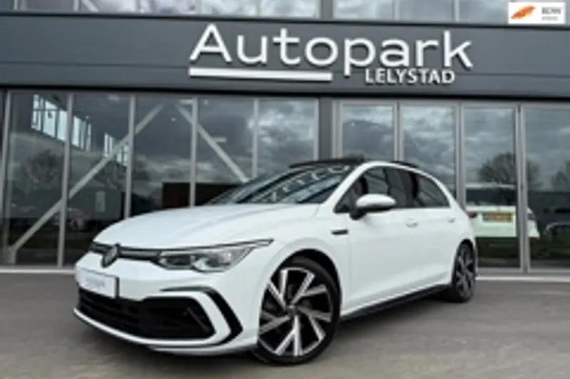 Volkswagen Golf (2023)