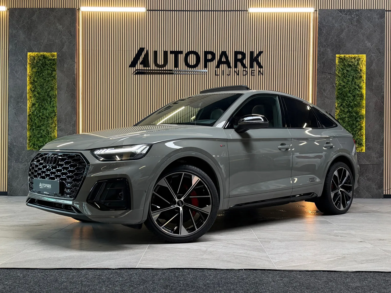 Audi Q5 Sportback (2022) — foto 1