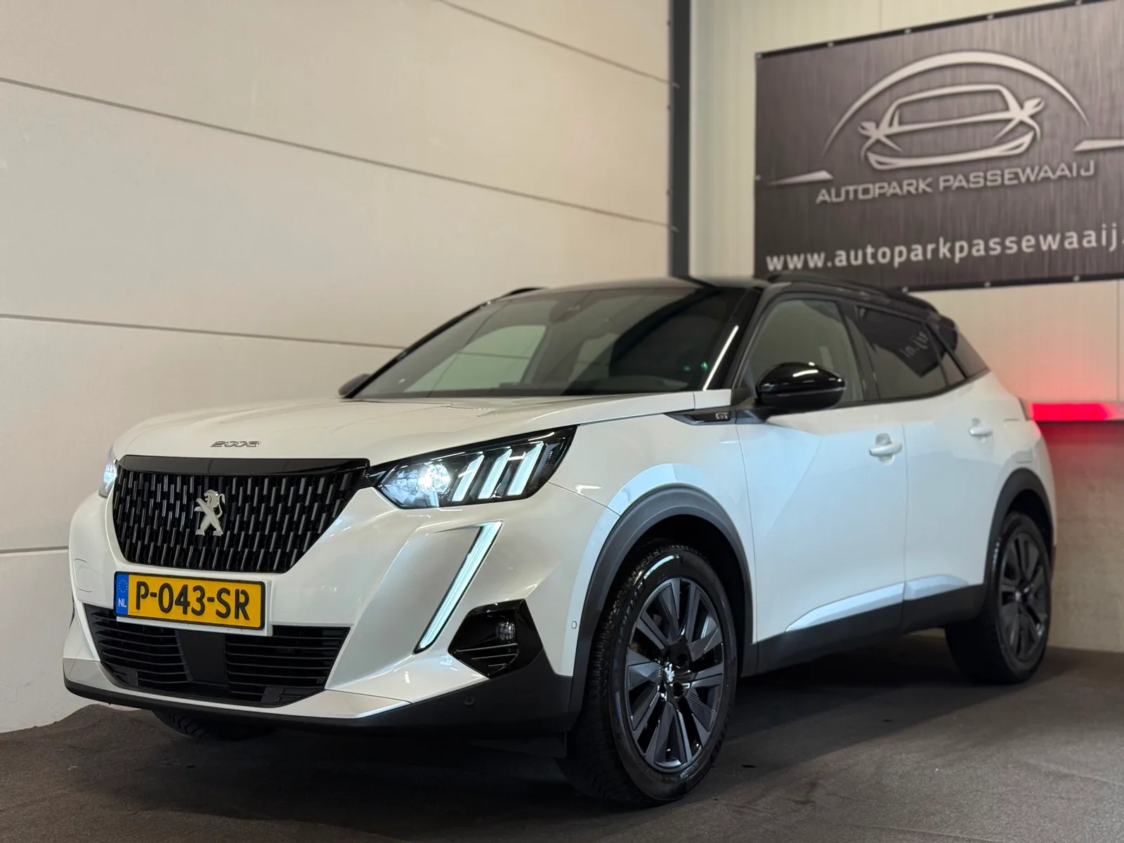 Peugeot 2008 (2022) — foto 1