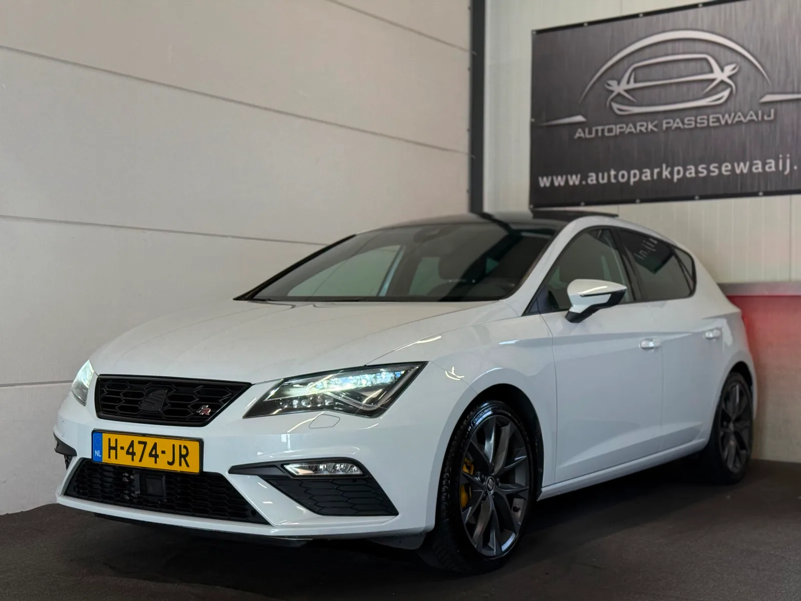 SEAT Leon (2019) — foto 1