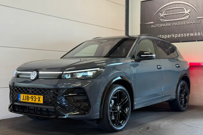 Volkswagen Tiguan (2025)
