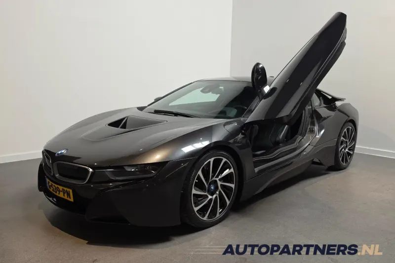 BMW i8 (2015)